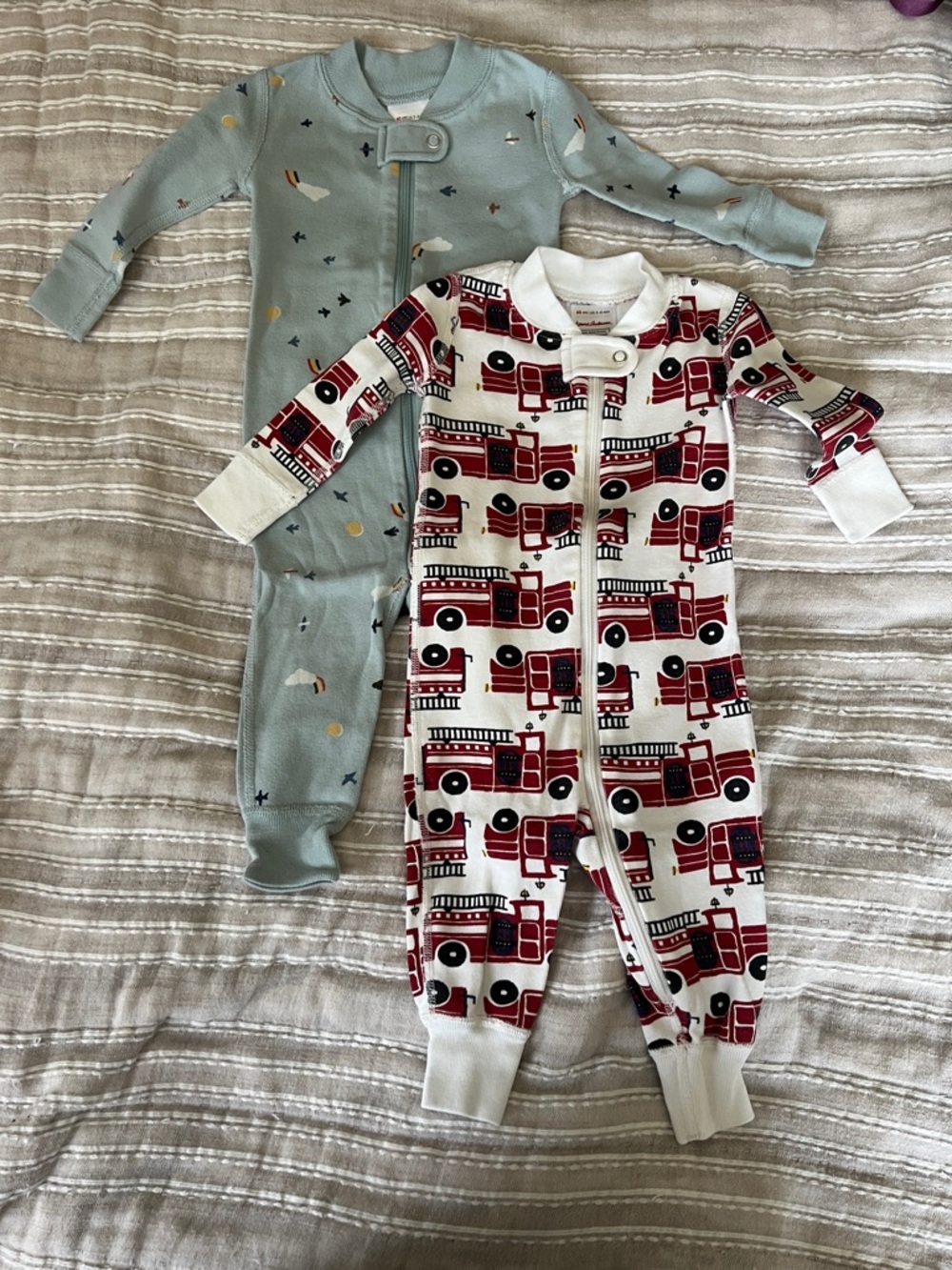 Hanna Andersson One-Piece Pajama Bundle (2)